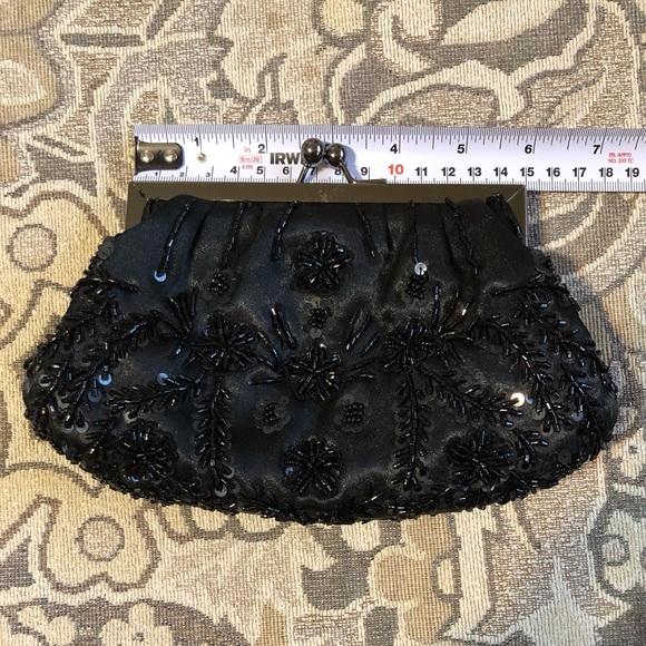 Vintage Beaded /Sequined Handbag Clutch Purse with 2 Detachable Chain Straps - Picture 9 of 11